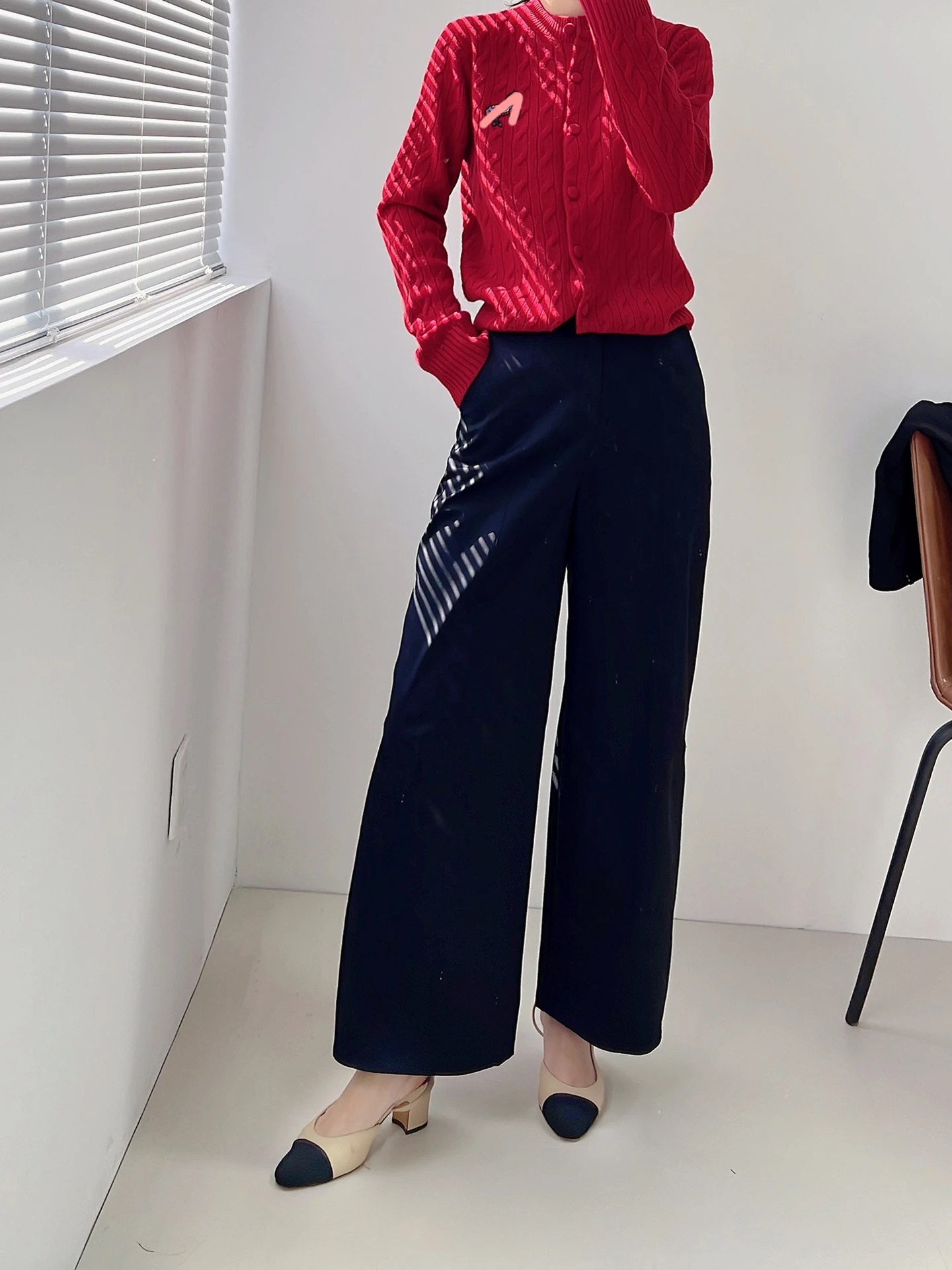 

Женские повседневные хлопковые брюки с высокой талией, 3D-кроем, скрывающие недостатки фигуры, укороченные (7/8), для работы и отдыха, весна 2026