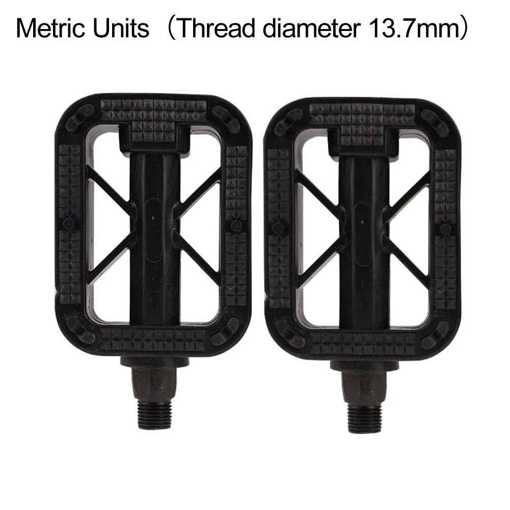 Anti-slip Bike Pedals Kid's Bike Pedals 65mm Wide Anti-slip Pins Bright Reflective Strips Night Safety Plastic Material