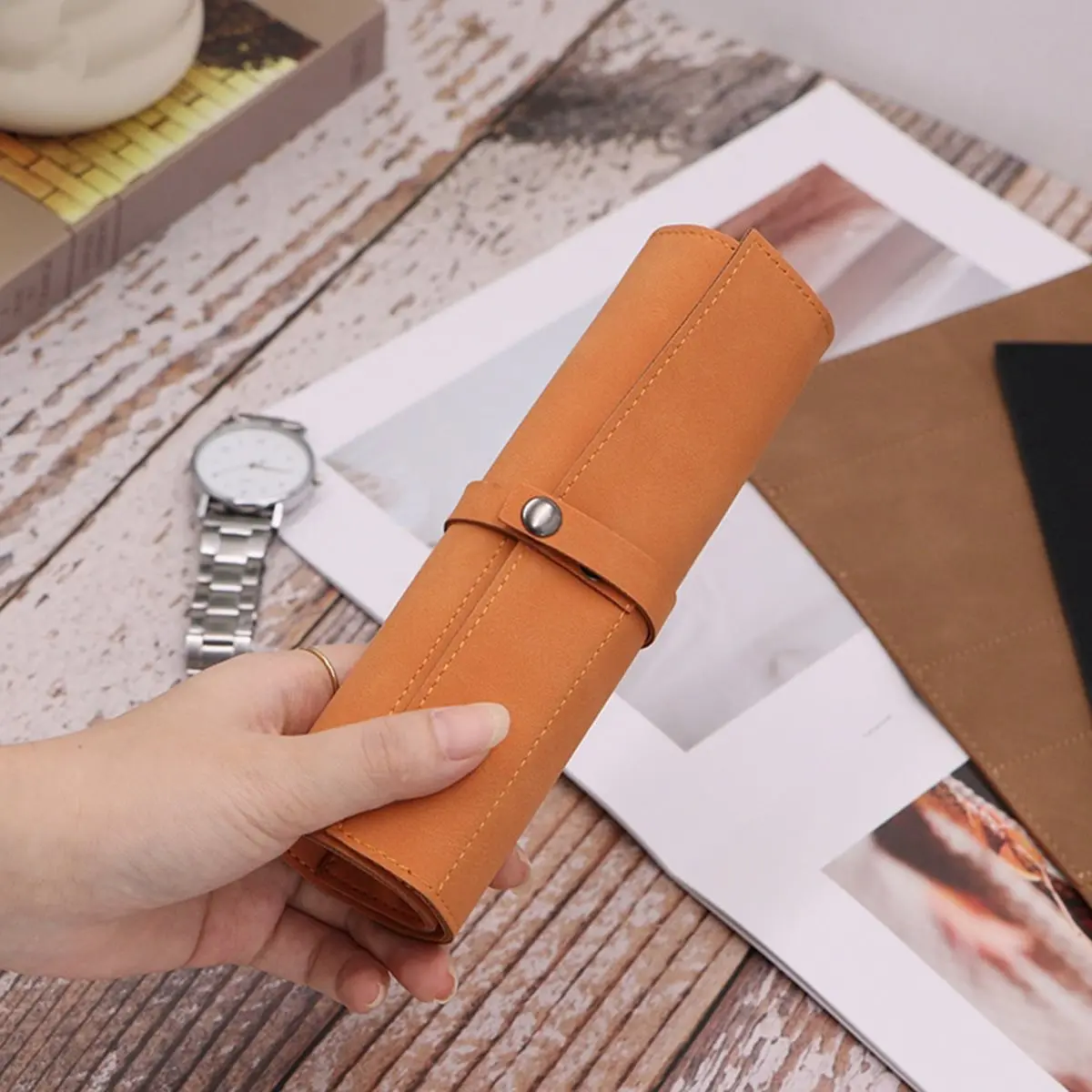 

T64C! Tuya Zigbee Smart Brazil Socket 10A Switch Socket Support Voice TUYA APP Control for Smart Life App Control EU Plug