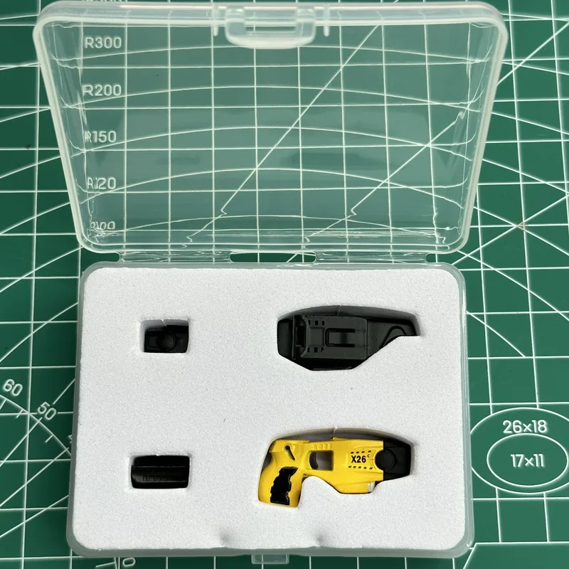 ZYTOYS 1/6 échelle Taser X26 modèle en plastique pistolet noir jaune 3.2CM ZY2009E pour 12 ''Aemy soldat militaire figurines jouet