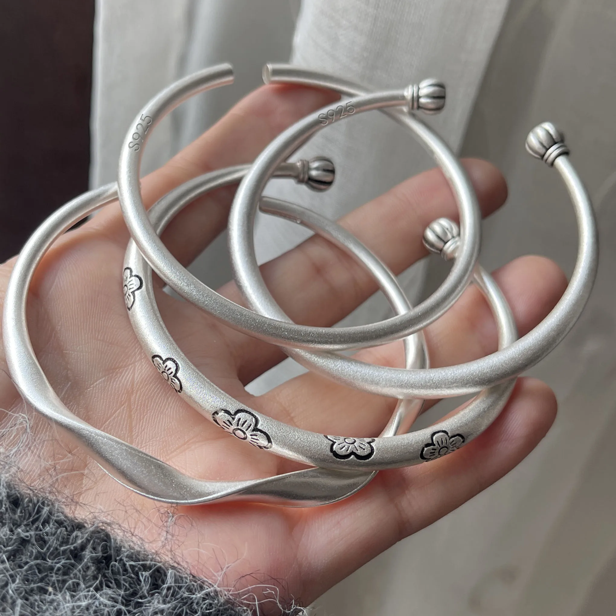 

100% твердый металлический браслет из стерлингового серебра 925 пробы для женщин и мужчин, блестящие простые браслеты ручной работы с узкими цветами для подарка на день рождения