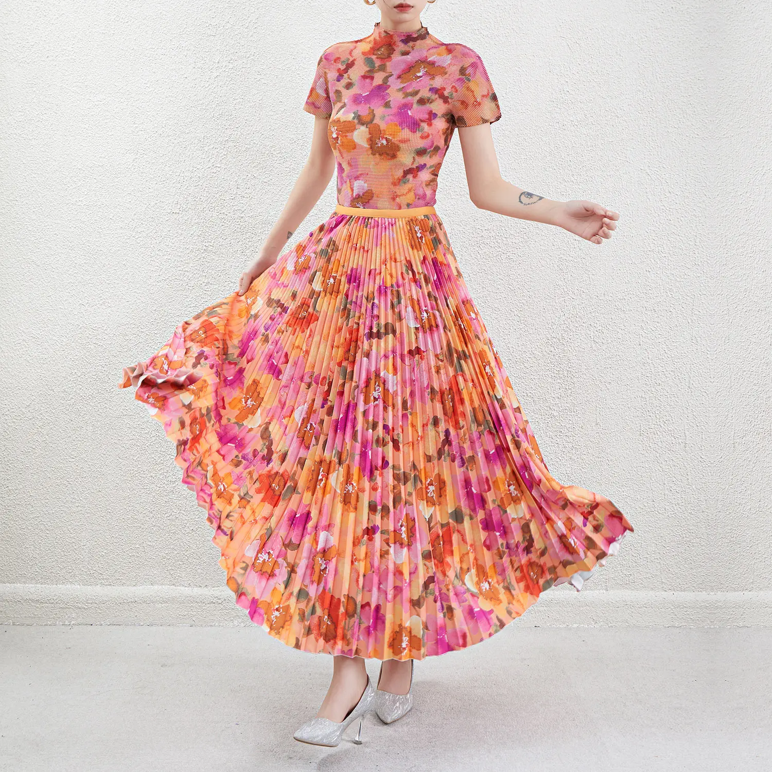 Elegant Miyake Plea… - image