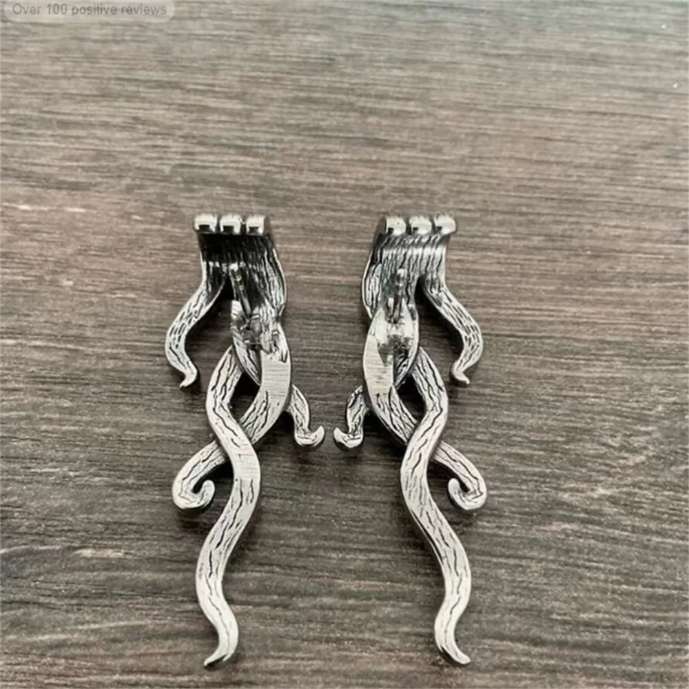 Contracted Octopus Foot New Earrings Retro Exquisite Personality Hip-hop Style Ear Hook Halloween Jewelry Presents