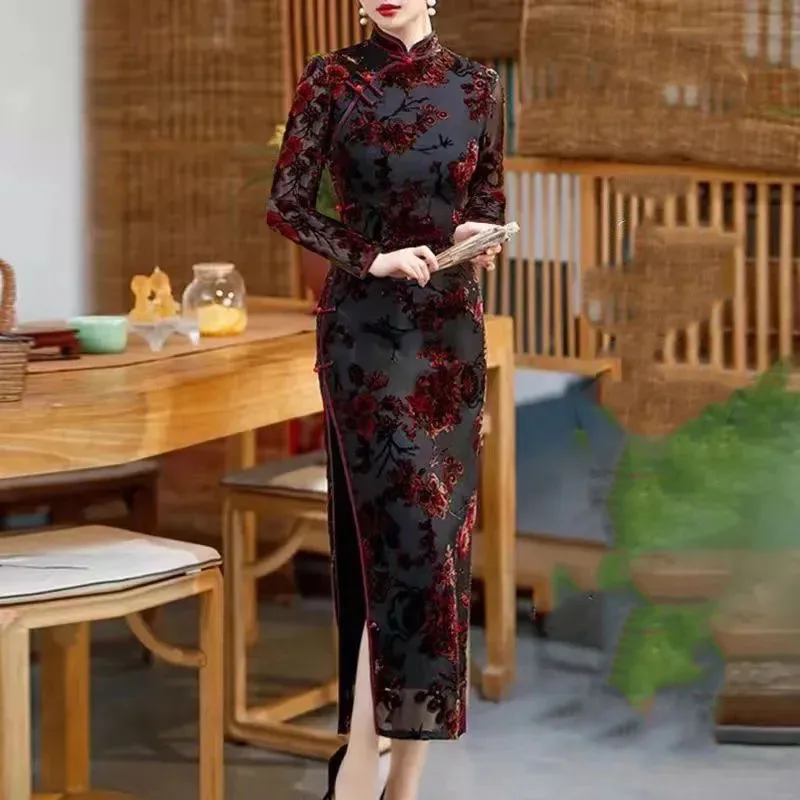 2024 New Spring Retro Chinese Style Cheongsam Dress Gold Velvet Elegant Mother Wedding Party Dresses High End Women\'s Long Dress