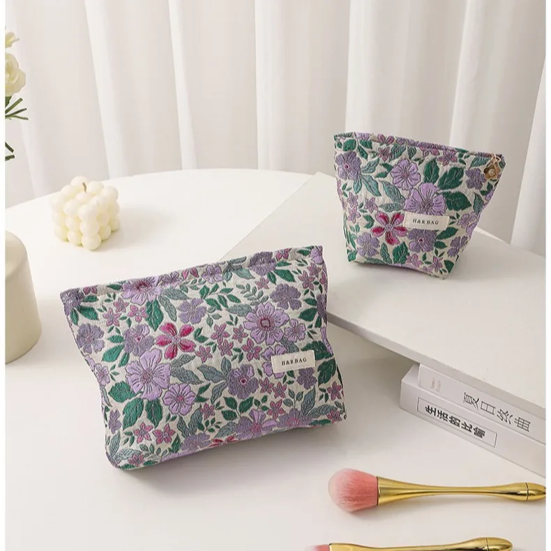 Women's Makeup Bag Small Vintage Purple Flower Large Capacity Cosmetic Lipstick Storage Bag Portable Coin Purse Commuter Clutch