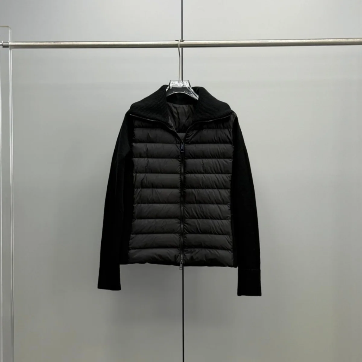 2026 High-Quality Women's Knit Sleeve Down Jacket with Asymmetrical Design202690102