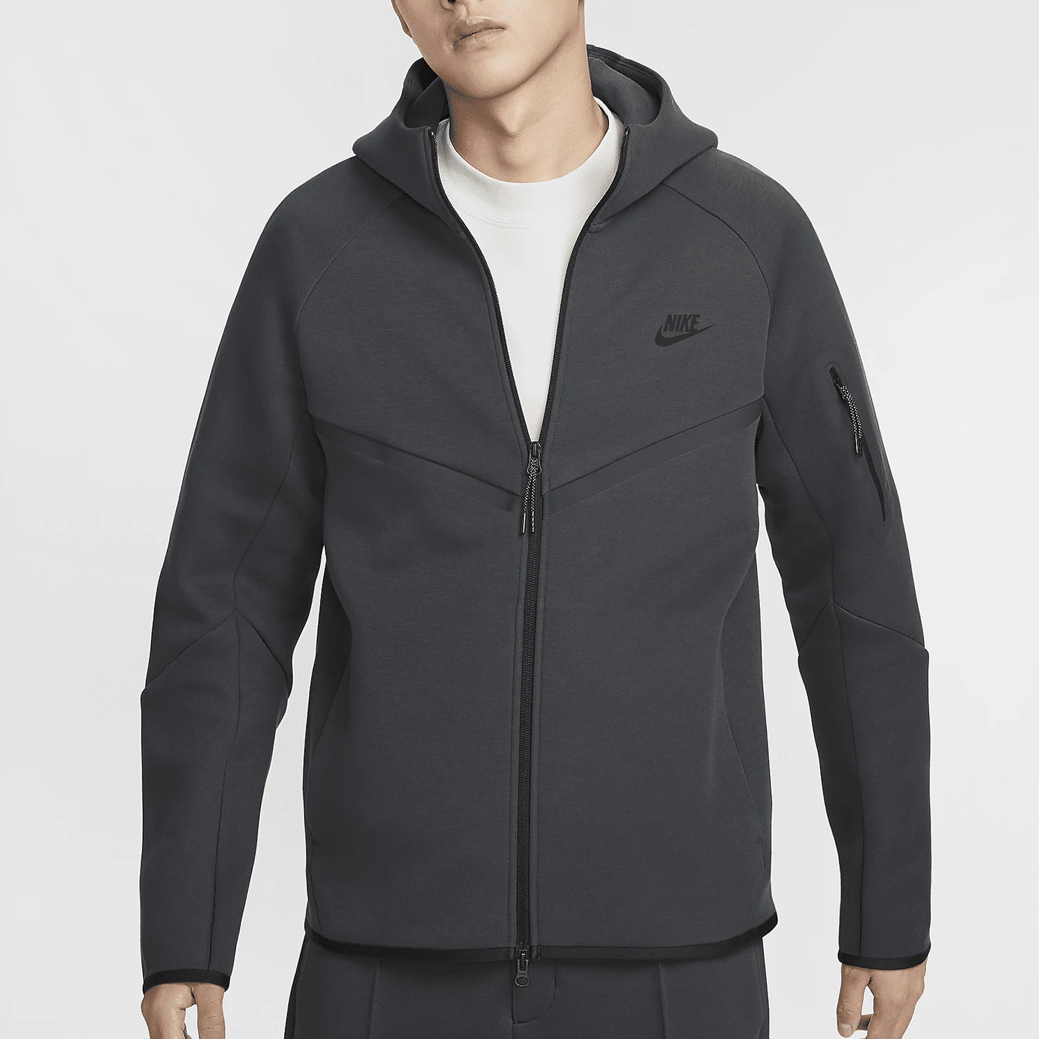 

Nike genuine Tech Windrunner Men's Training Jacket HV0950-060