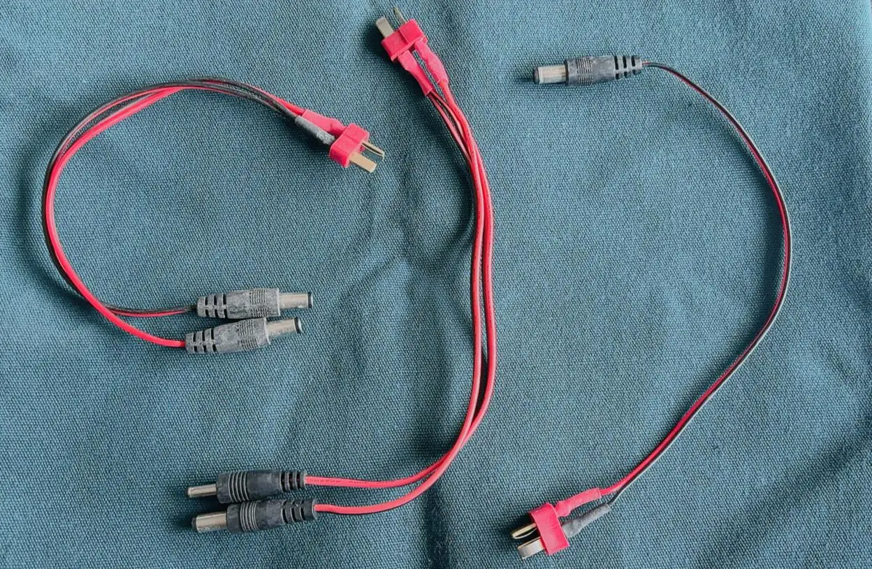 FPV AV Audio Video TX RX VTX DC 5.5MM /3.5MM/ 2.1MM to T Deans connector plug Cable adapter for Goggles Battery Receiver Monitor