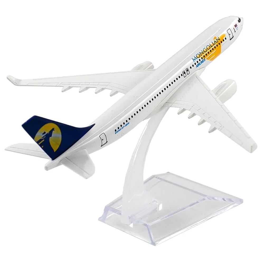 

1/400 Aircraft Mongolian Air Boeing 767 16cm Alloy Airplane B767 Model Toy for Decoration Children Gift Collection