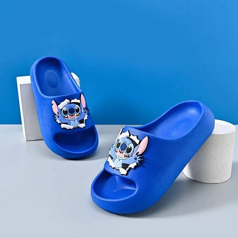 Disney Lilo & Stitch Cartoon Stitch pantofole da bagno Casual per ragazzi e ragazze Trendy Anime scarpe da casa con suola morbida antiscivolo