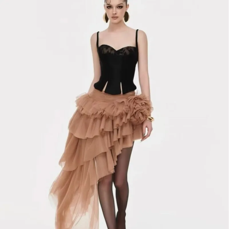 

A sweet and cool design wavy irregular two-piece date birthday dress