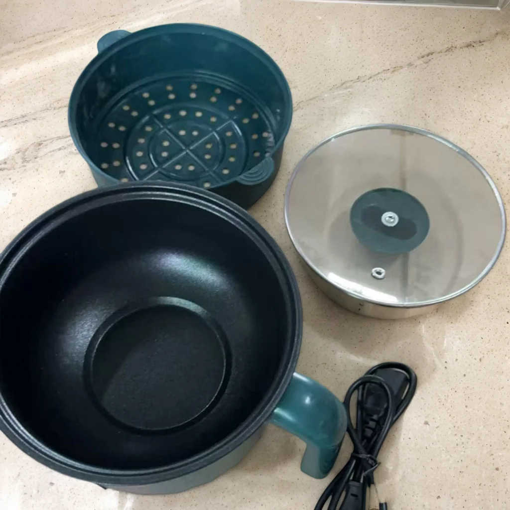 220V Multifunctional Electric Rice Cooker with Stainless Steel Steamer