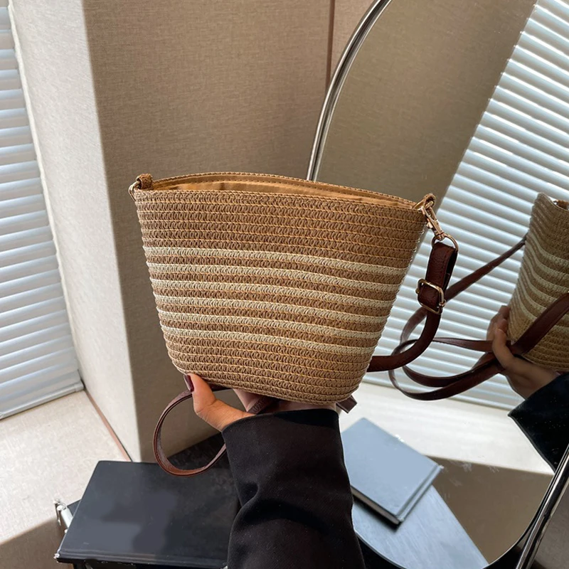 

Женская плетеная сумка-мессенджер через плечо, модный пляжный соломенный саквояж в полоску для отдыха, лето
