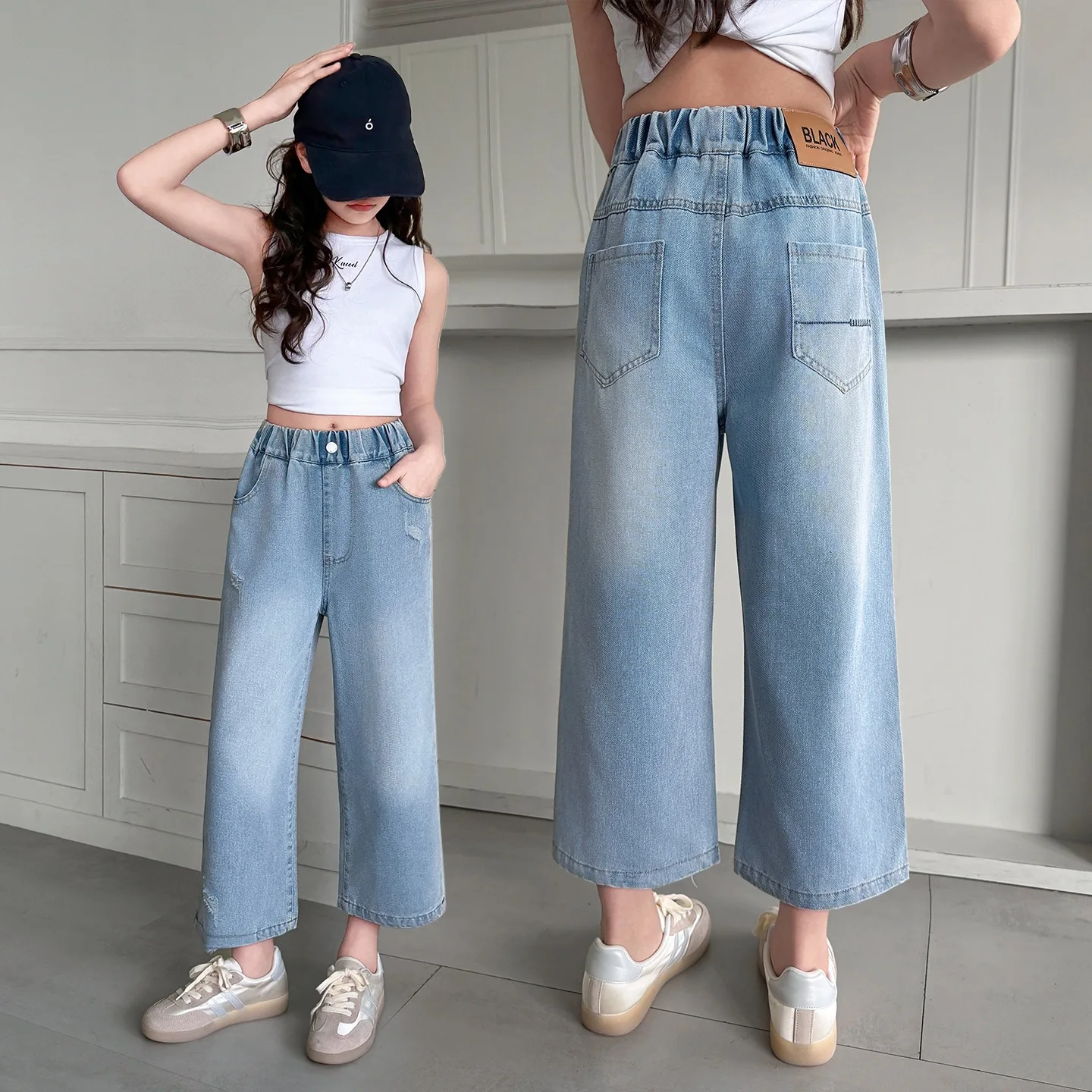 Mädchen Straight Leg Jeans 2026 Sommer Kinderkleidung Caprihosen Koreanische Weite Bein Denim-Hosen