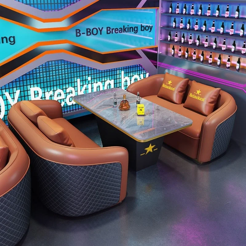 

Комплект мебели для KTV, лаунж-бара, таверны, домашнего кинотеатра: диван U-образной формы и журнальный столик в стиле Light Luxury