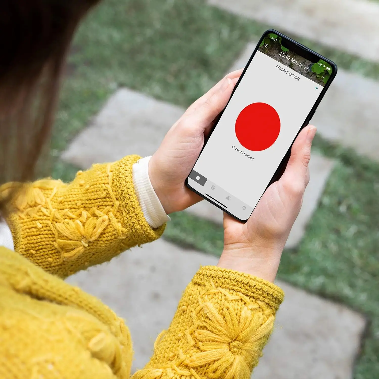 رافعة Yale Assure، رافعة الباب الذكية Wi-Fi (للأبواب بدون ديدبولت) - تعمل مع تطبيق Yale Access، Amazon Alexa، Google Assist