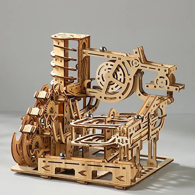 Elektrische katapult marmeren run kit met spiraalplankwegpuzzels, mechanisch montagemodel, ideaal cadeau voor kinderen