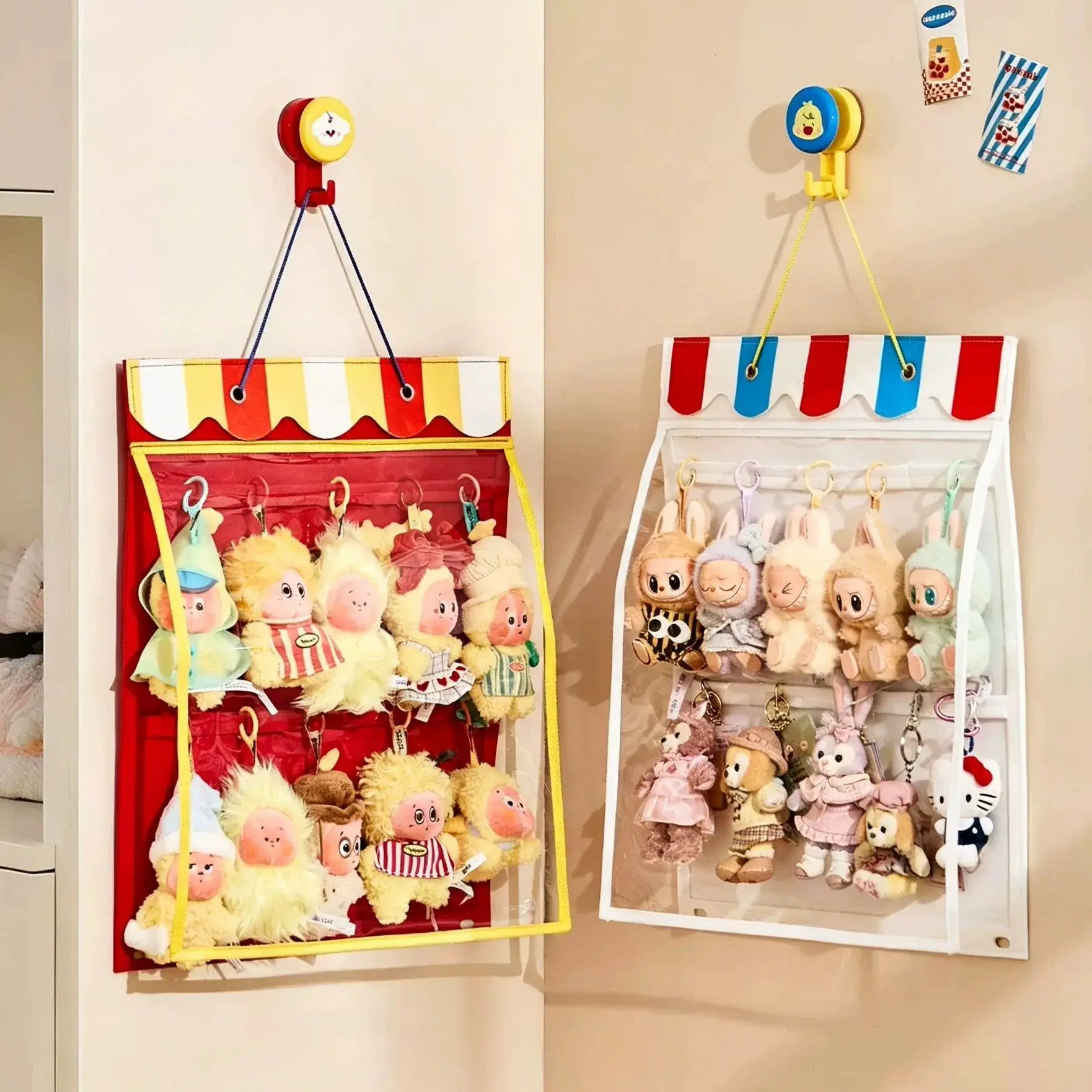 Support de rangement et de présentation pour poupées, sac suspendu en feutre anti-poussière, accessoire de rangement pour poupées, à suspendre au mur.