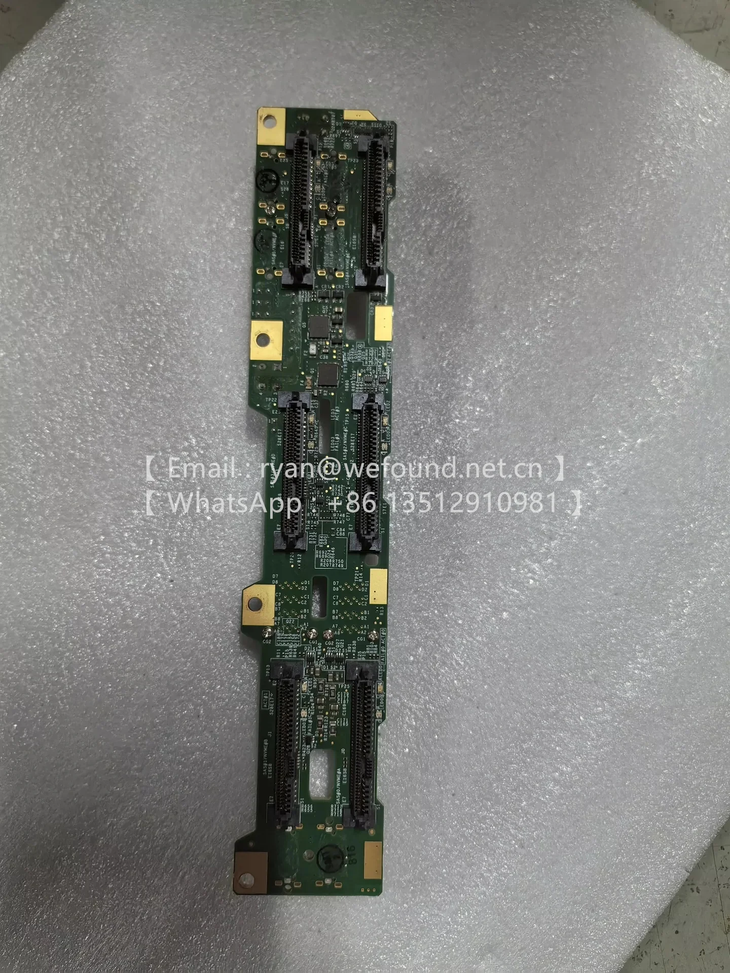 BPN-SAS3-F418-B6N4 6-Port Hybrid Backplane
