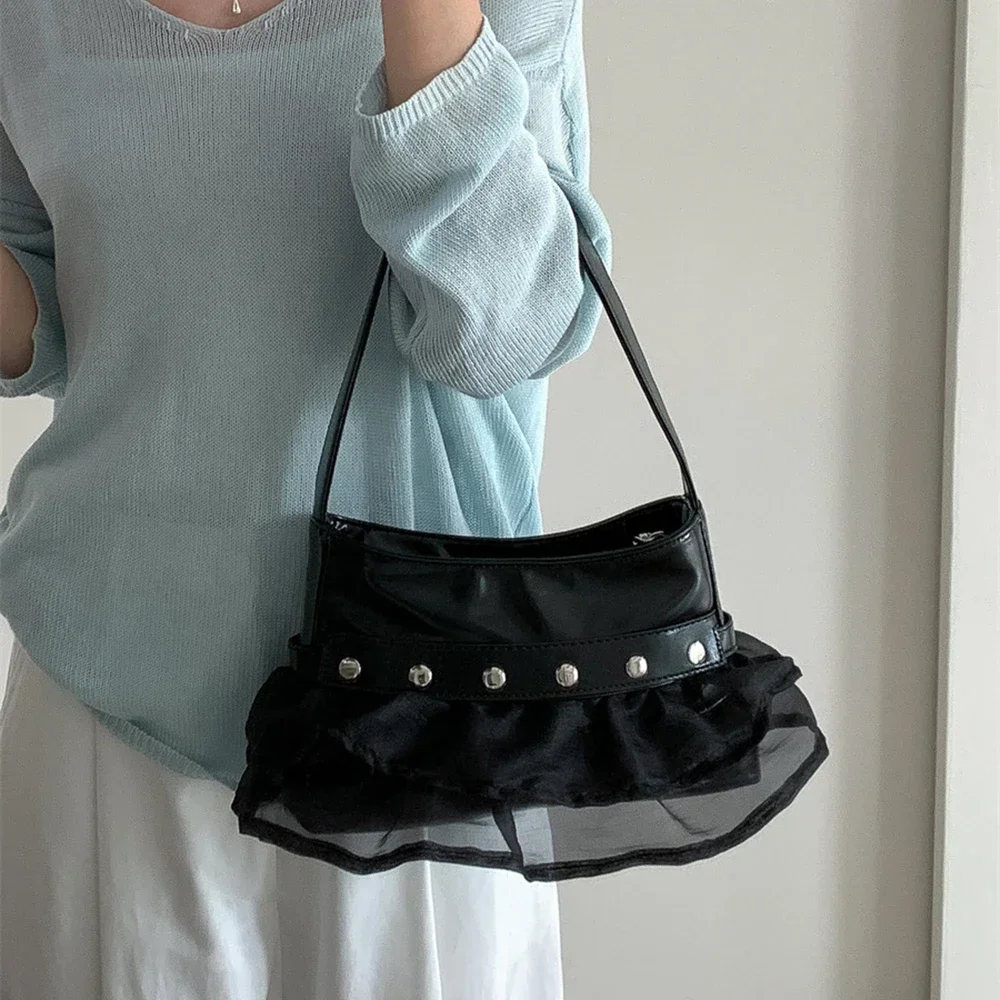 

Rivet Ruched Tulle Design Underarm Bag Women Handbag Fashionable Single Shoulder Bags Spicy Girl Handheld Daily Pack Black
