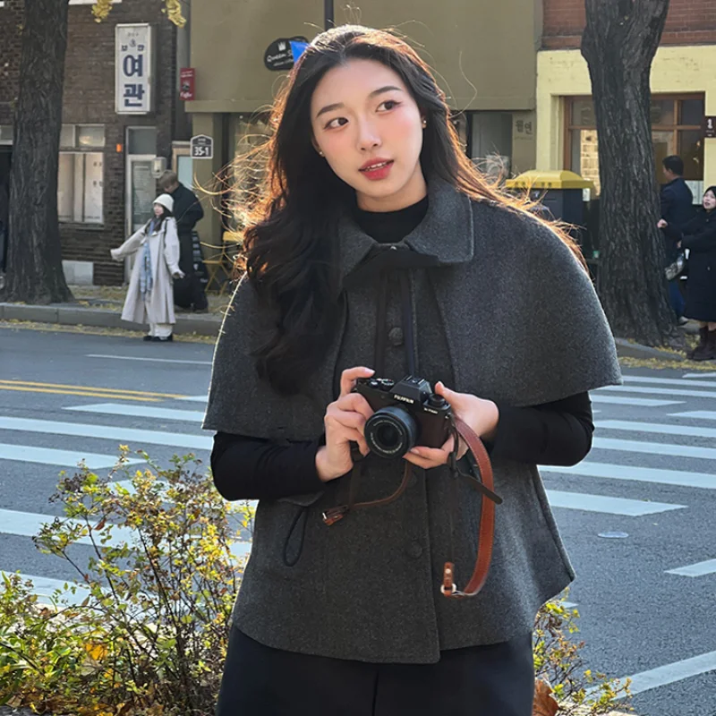 2026 Elegante stile mantello cappotti corti tinta unita risvolto giacca monopetto vintage pendolari streetwear nuovi vestiti da donna alla moda