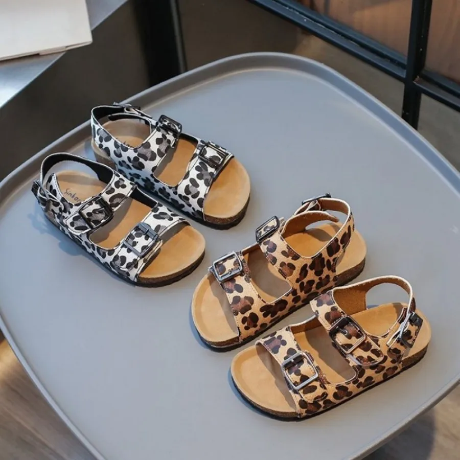 Leopard print strap-on children's soft rubber sandals, 2026 summer style hook-and-loop design, boys' and girls' beach shoes