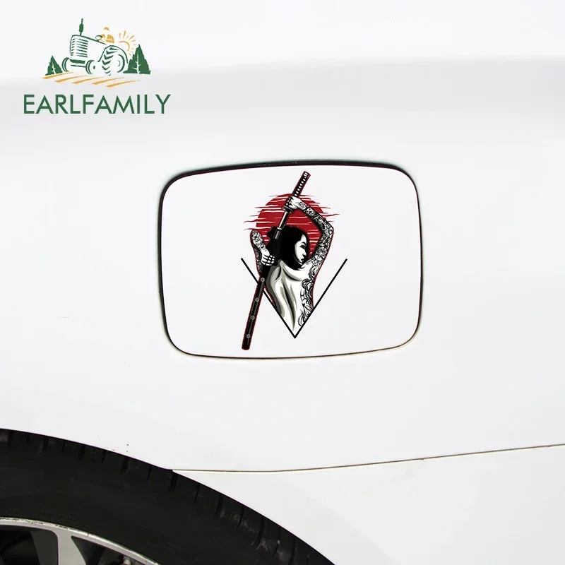 EARLFAMILY-Autocollants de Samouraï pour Voiture, Personnalité Créative, Protecteur de Porte, Décoration Intéressante, 13cm
