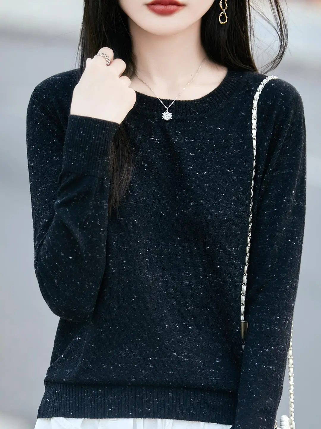

Korean Faion Sle round Ne Knitted Sweater Women's Loose Slimming Base irt Autumn Winter New Arrival Star Point Yarn