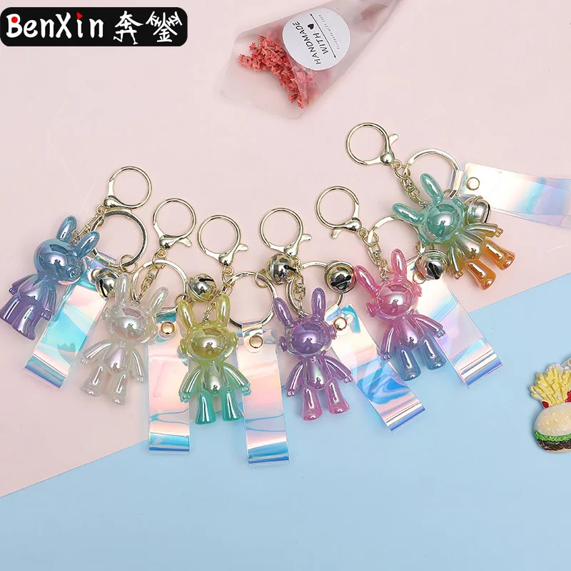 miniso クリスタルキーホルダー、カーバッグ、ペンダント、トレンディでクールなフィギュア、ギフトキーホルダー