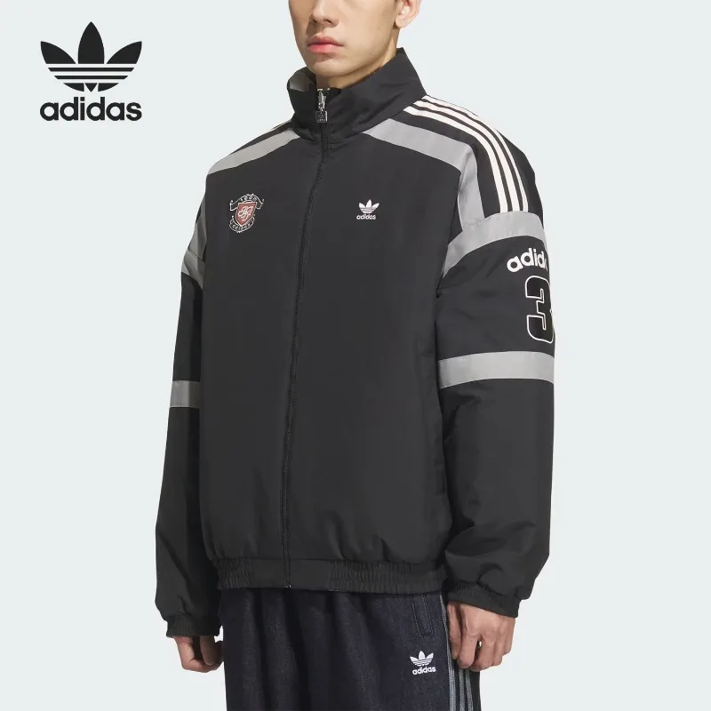 Traje de algodón con cuello alto y forro térmico de doble cara para hombre, marca Adidas Clover, modelo KC0093.