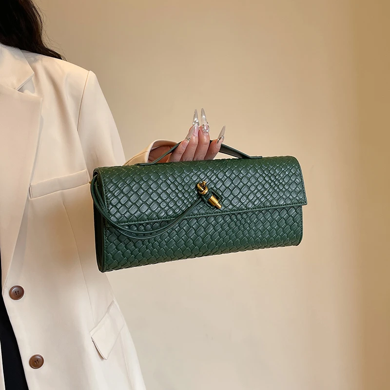 

2025 New Fashion Trendy Solid Color Messenger Bag - Unique Vintage Leather Crossbody for Commuting, Shopping & Party Events