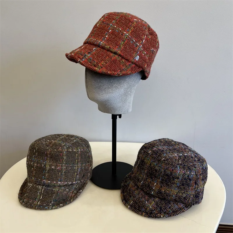 

2025 Autumn and Winter New Colored Checkered Equestrian Hat for Girls Warm Newsboy Hat