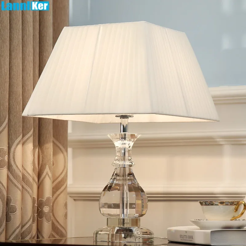 

Modern LED Crystal Table Lamps Elegant Table Lights for Bedroom Living Room Dining Room Dask Creative Home Decor Table Lighting