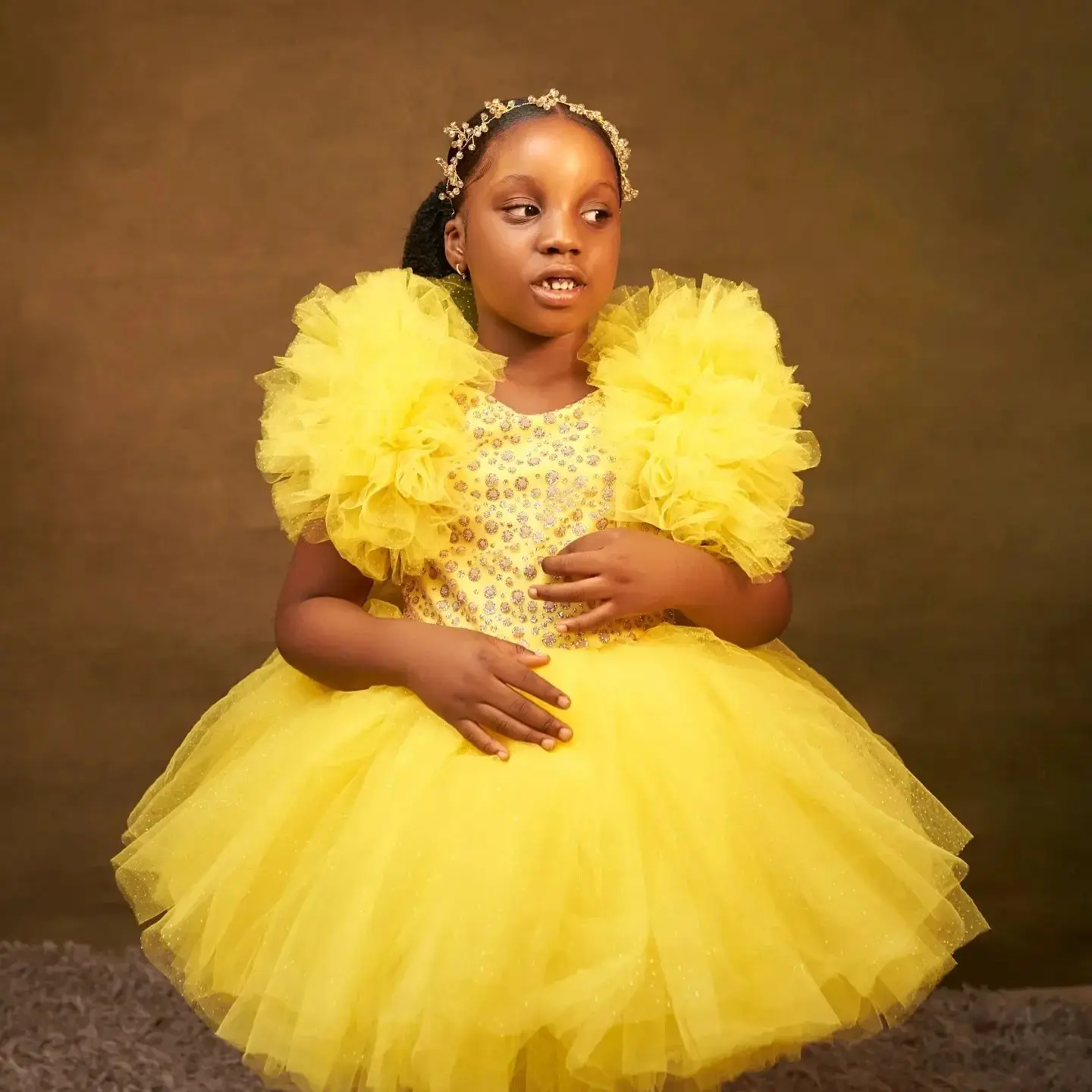 Yellow Little Kids Flower Girl Dresses Crystal Knee Length Queen Tulle Little Girls Baby Birthday Party Pageant Dress