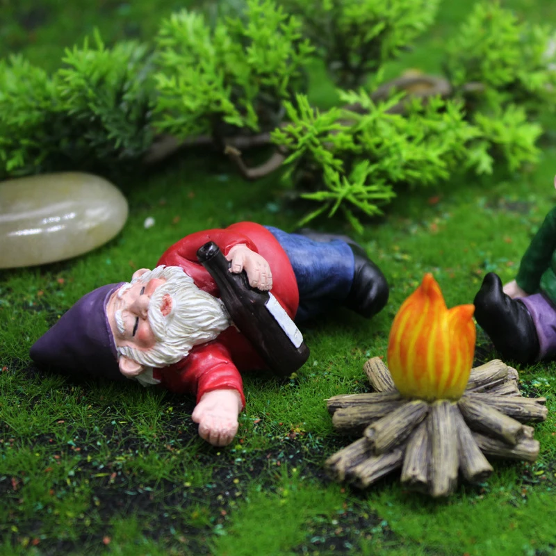 Mini Resin Moss Micro Landscape Decoration Outdoor Fairy Miniature Garden Dwarf Ornaments Handicraft Flower Pot Accessories Elf