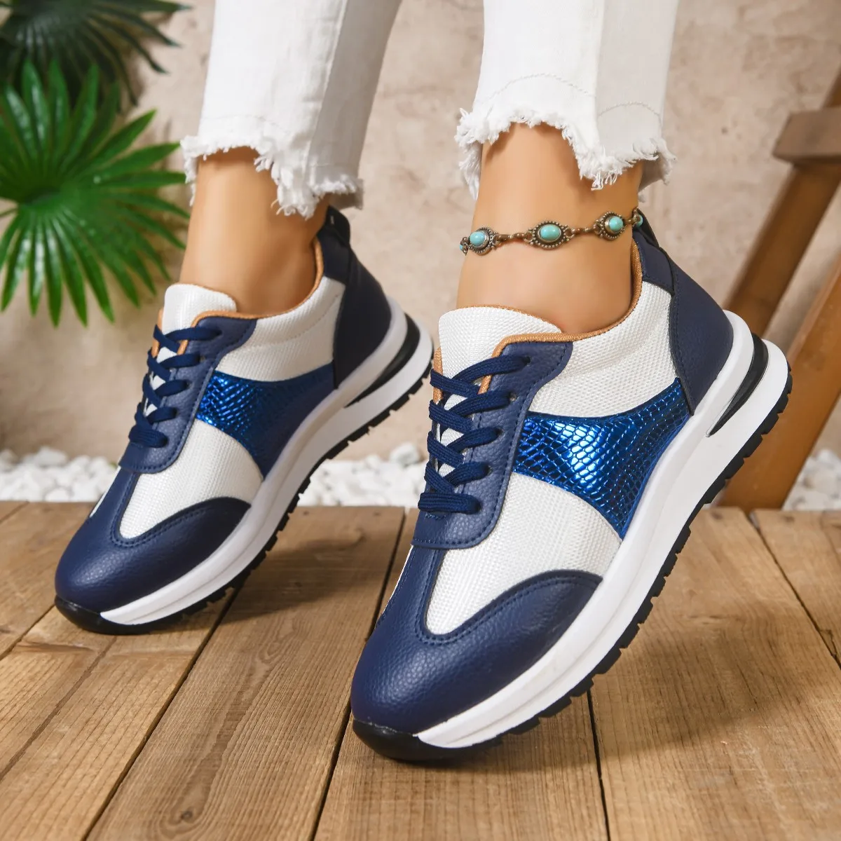 Women's sports casual shoes, large-sized lace-up height-increasing, color-blocking, thick-soled single shoes