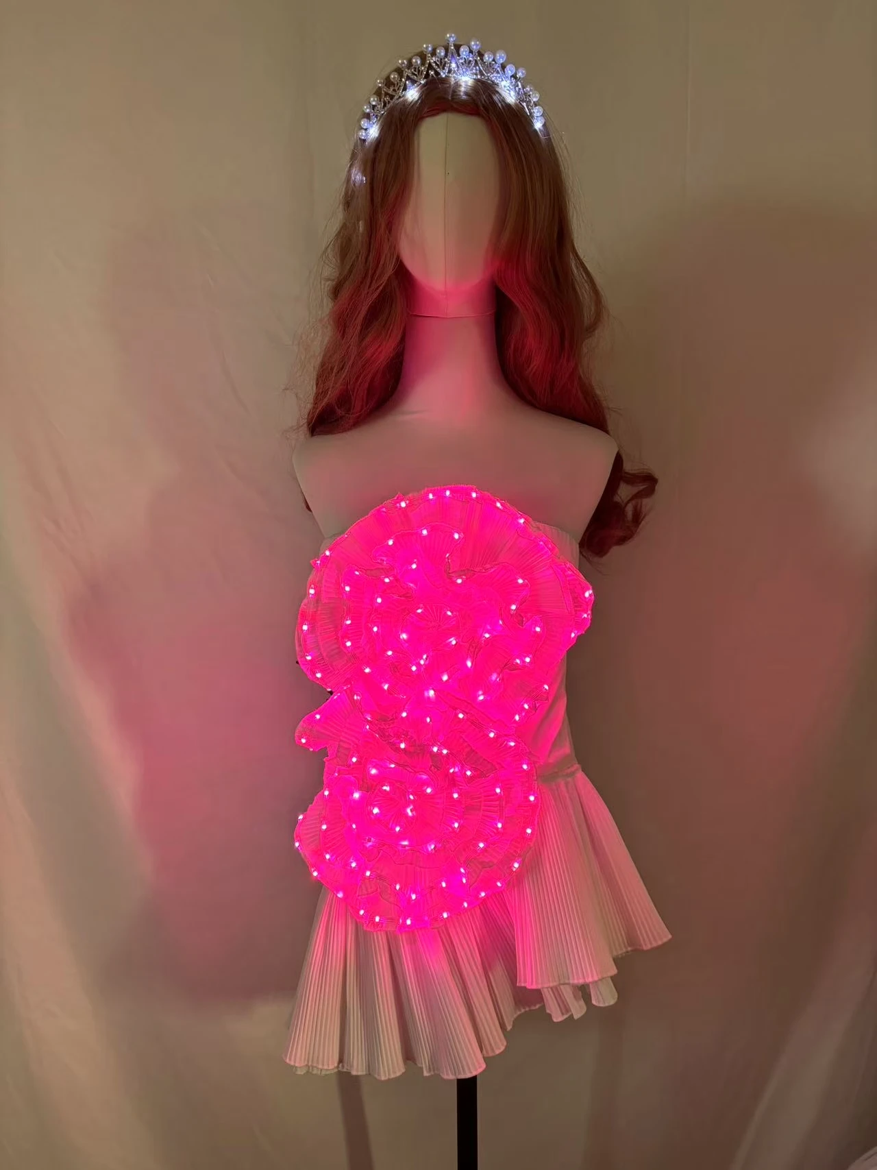 

LED Color Change Women's Three-d Flower Pleated Sleeveless Solid Color Irregular Top Chic Elegant Floral Sleeveless Tube Top