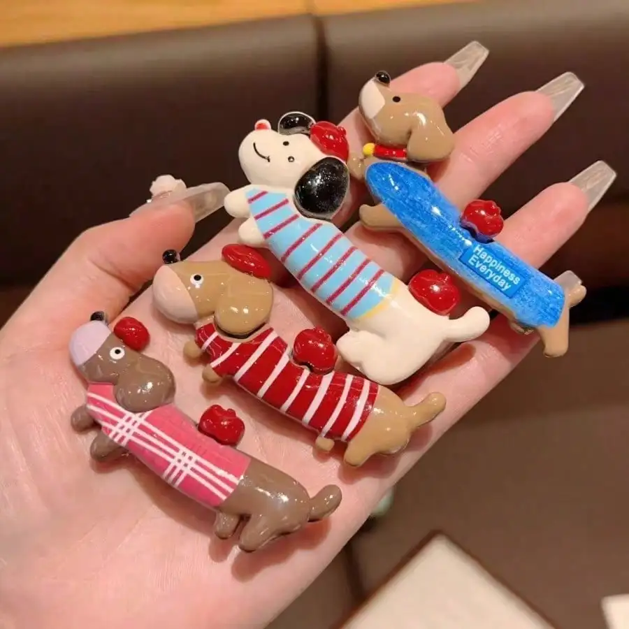 

1Pcs Cute Dachshund Hair Clips for Girls Cartoon Resin Dog Hairpins Fun Pattern Daily Wear Gift Hair Accessory