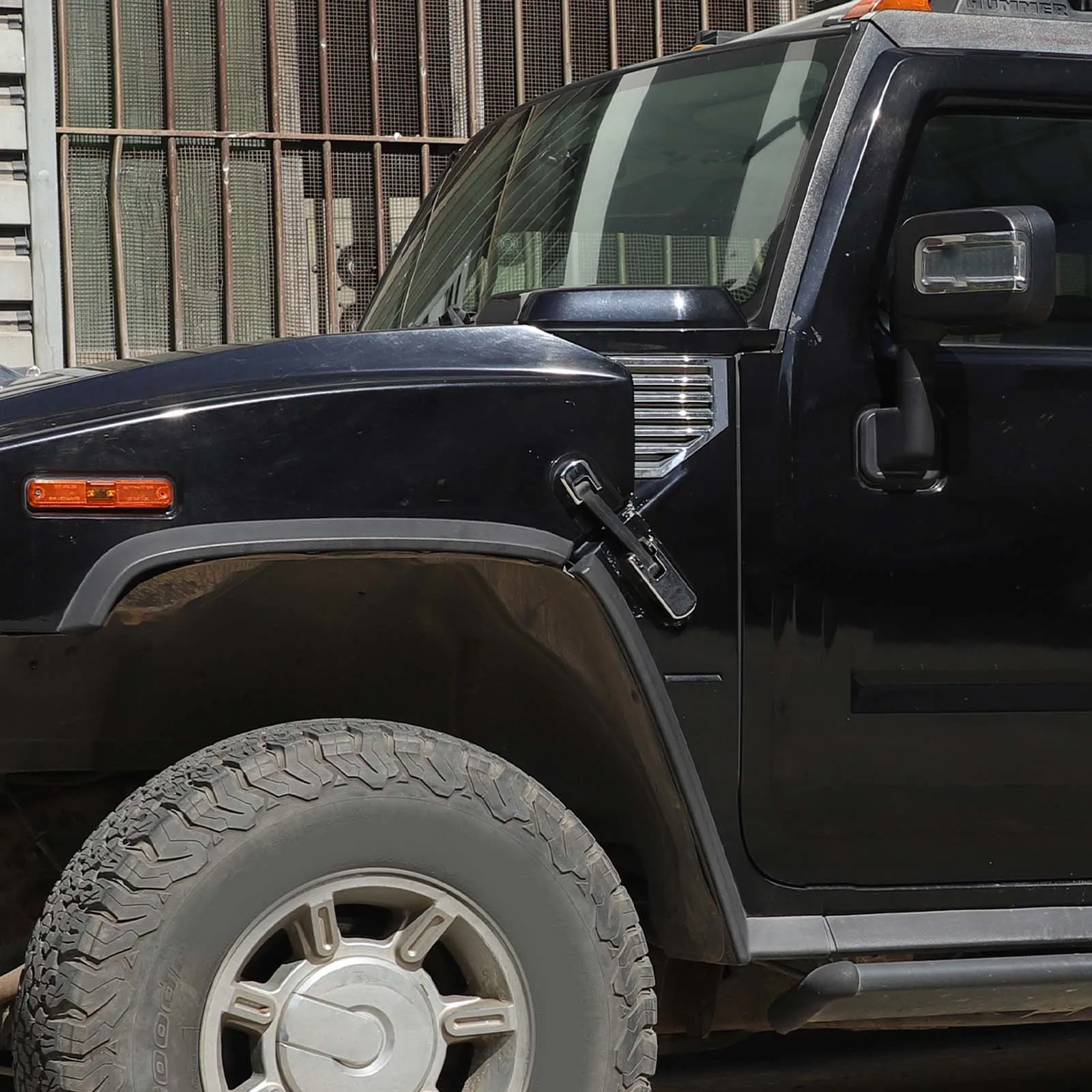 ل هامر H2 2003-2009 غطاء محرك السيارة مفصلات الجانب الأيسر والأيمن ملحقات خارجية قفل غطاء مزخرف بديل سبائك الألومنيوم #3