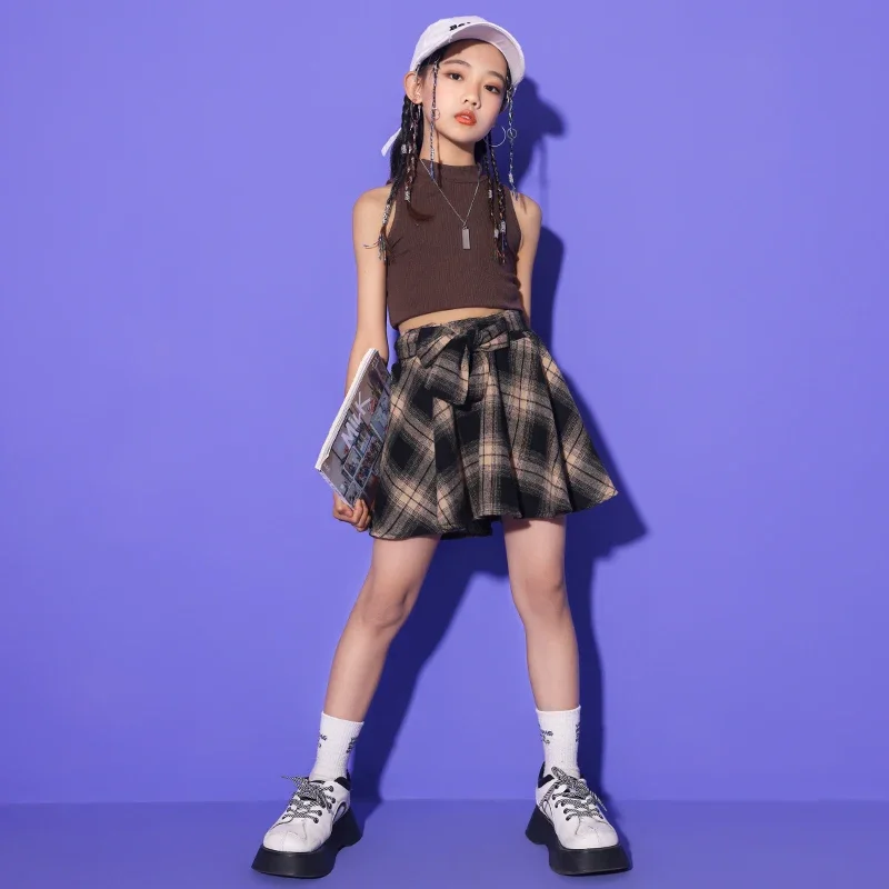 Tenues de rue pour adolescents, vêtements Hip Hop pour enfants, débardeur marron, hauts, jupe à carreaux, short pour filles, Costume de danse Jazz
