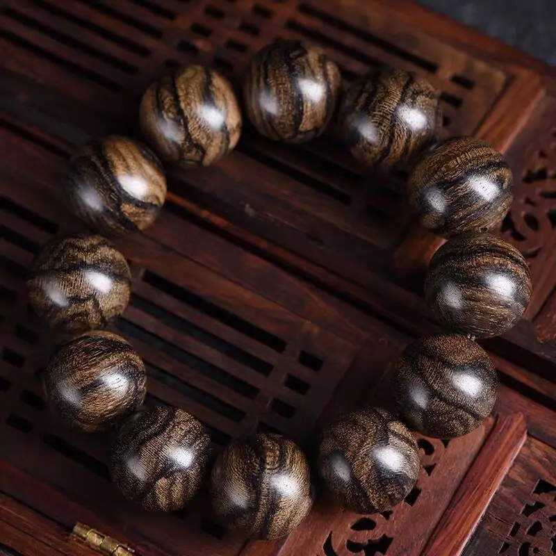 

Authentic Natural Vietnam Nha Trang Agarwood Bracelet Tiger Skin Pattern Tiger Spot Crafts Buddhist Prayer Bracelet