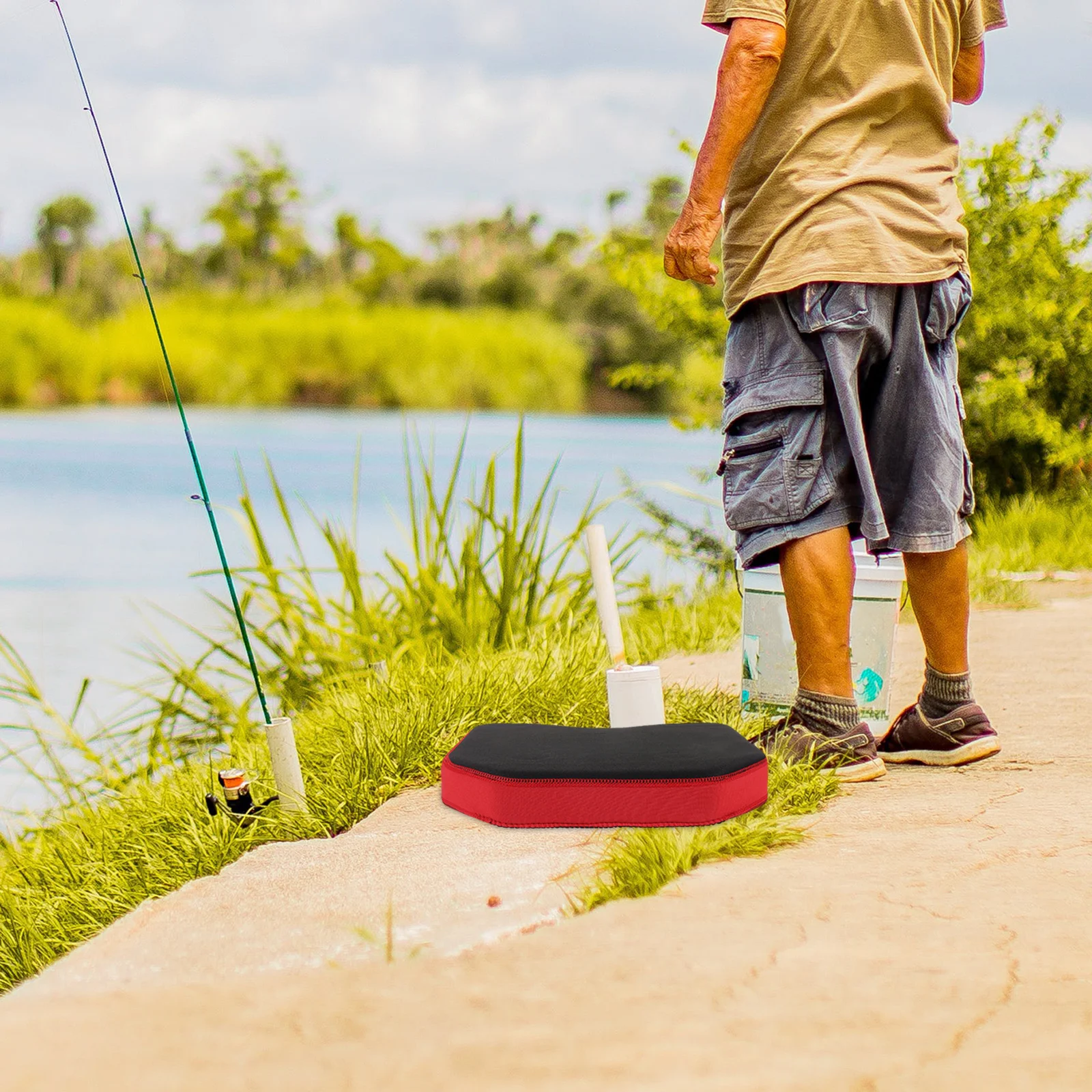 وسادة مقعد الصيد المحمولة سميكة مقاومة للماء قابلة للتنفس مع كوب شفط لقارب الكاياك في الهواء الطلق تستخدم مرونة عالية