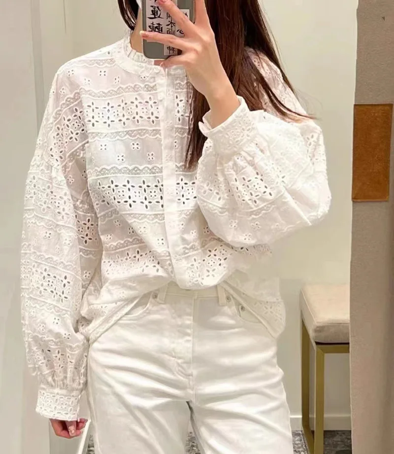 

French Elegant M Family Spring/Summer Solid Color Palace Style Lantern Sleeves Mesh Veneer Hollow Embroidered Flower Shirt Top f