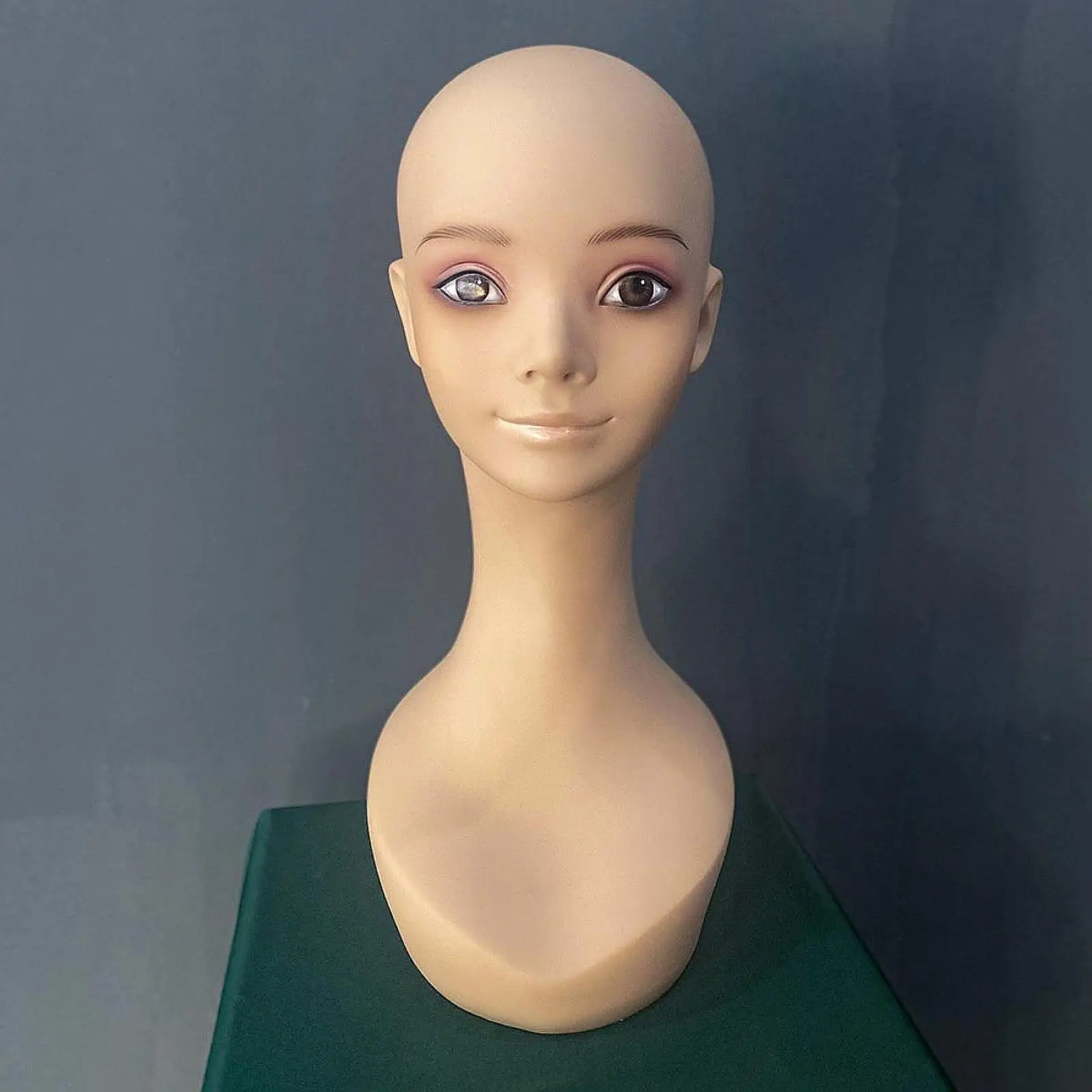 Mannequin Head Manikin Head Model Making Styling Lightweight Cosmetology Hat Rack Manikin Wig Display Head for Hat Eyeglasses