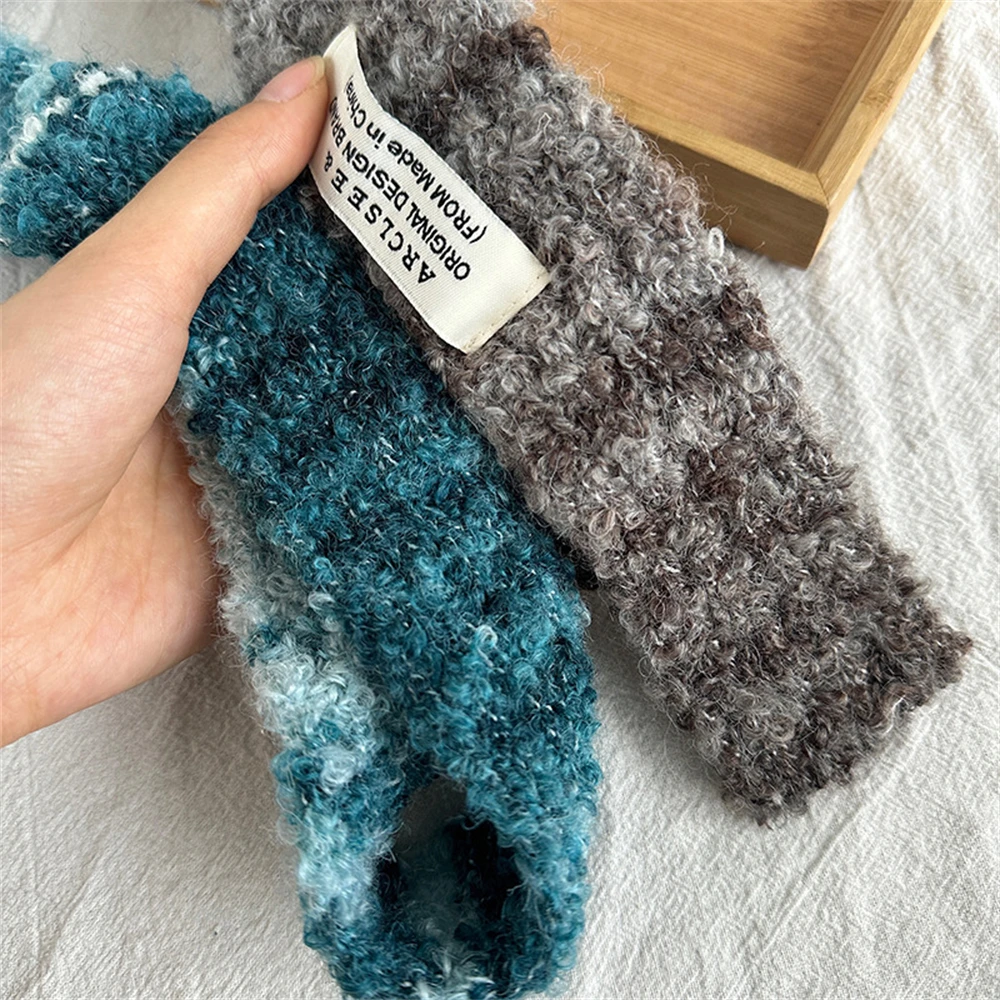 Female Winter Korean Version Knitted Scarves Stripes Spell Color Fine Narrow Long Scarf New Niche Design Women\'s Cashmere Scarf