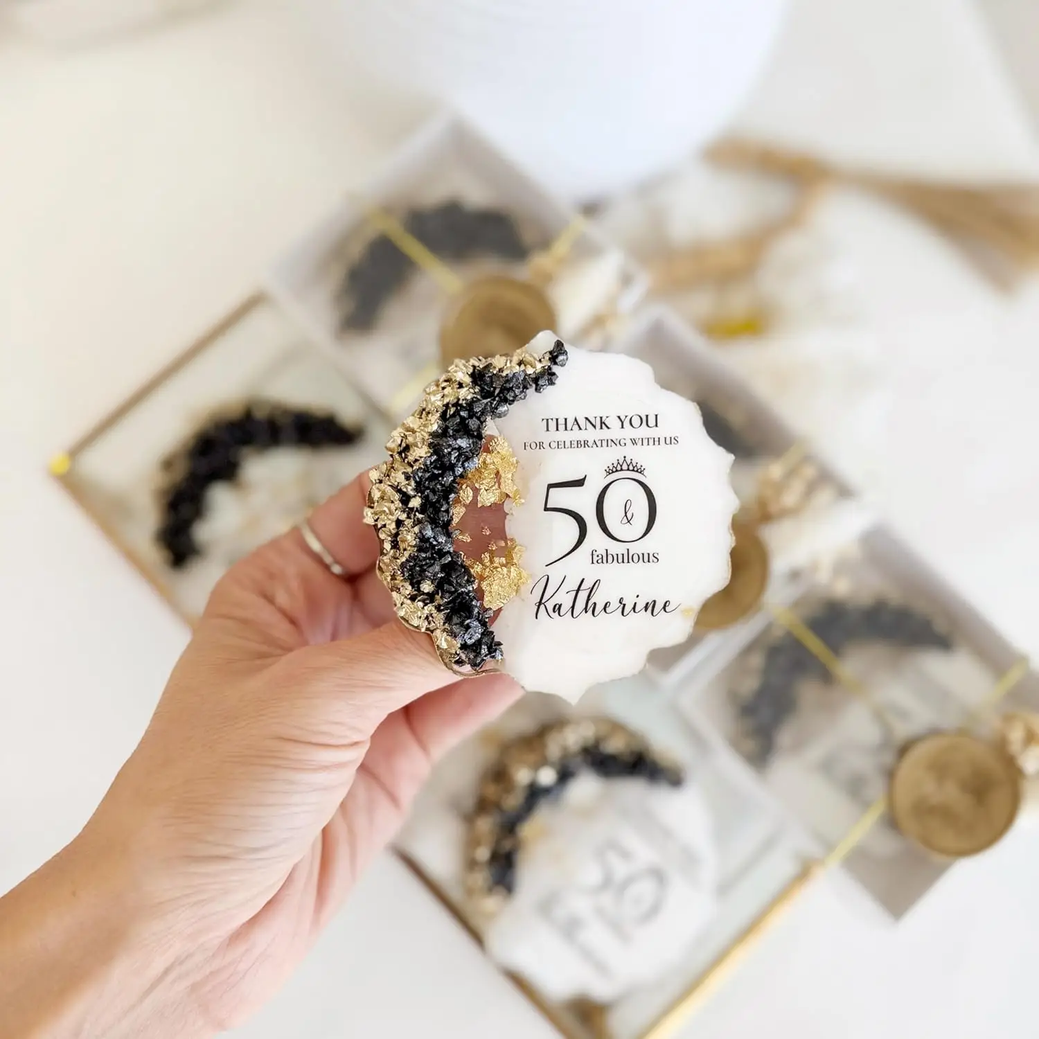 誕生日マグネット、パーソナライズされた30歳、40歳、50歳、80歳、70歳、90歳、100歳の誕生日パーティーの記念品、大人の誕生日用