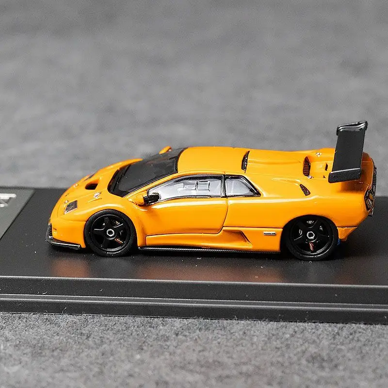 DCM 1:64 Diablo GTR 1999 Legering Auto Diecasts & Toy Vehicles Auto Model Miniatuur Schaalmodel Auto Speelgoed Voor Kinderen