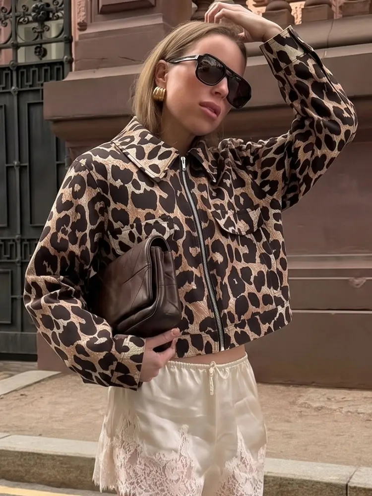 

HH Fashion Women Leopard Print Zip Up Front Pockets Lapel Coat Casual Office Workwear Weekend Party Y2k Slim Cropped Jacket
