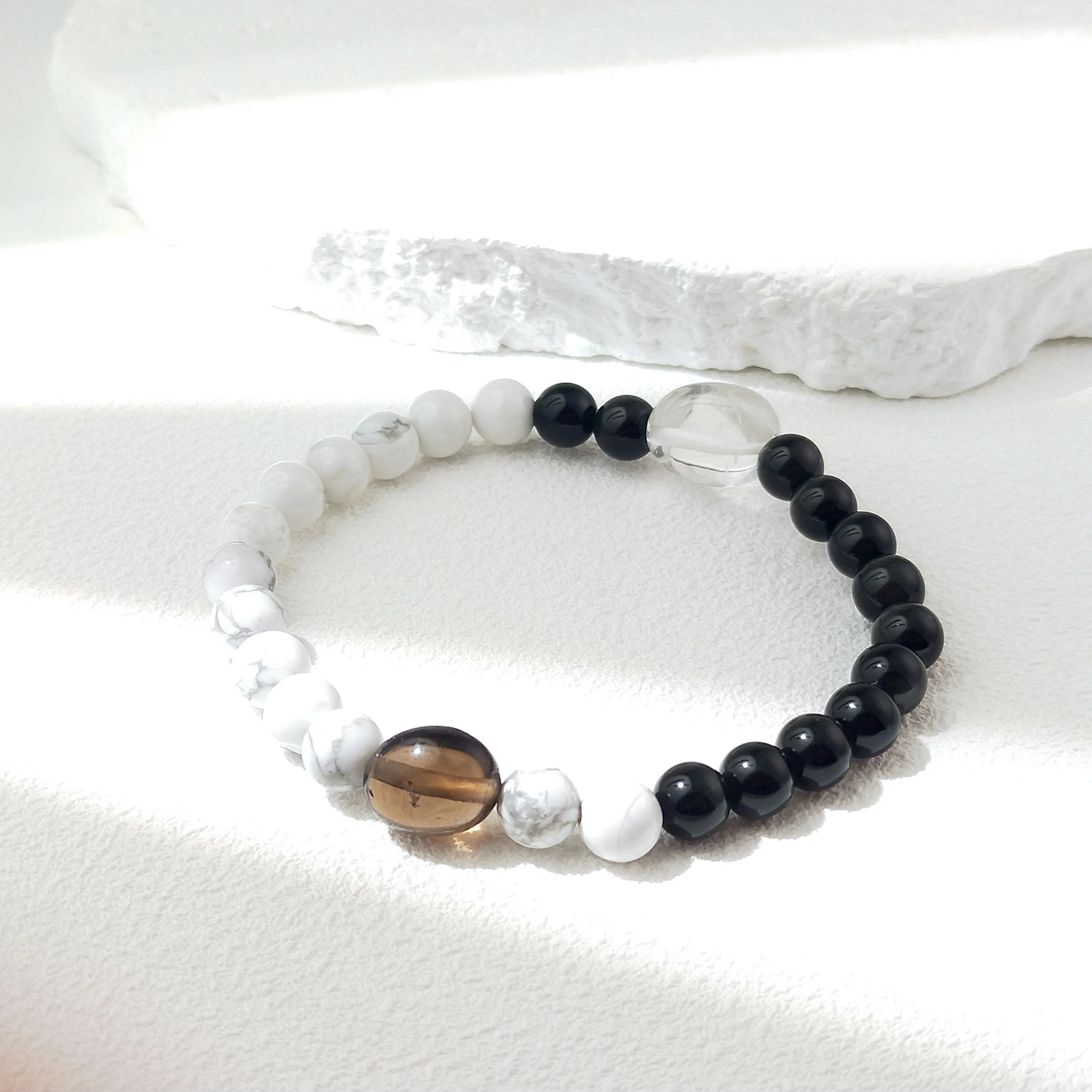 Lii Ji Natural Stone 6mm Rainbow Obsidian Howlite Clear Quartz Smoky Quartz Elastic Bracelet