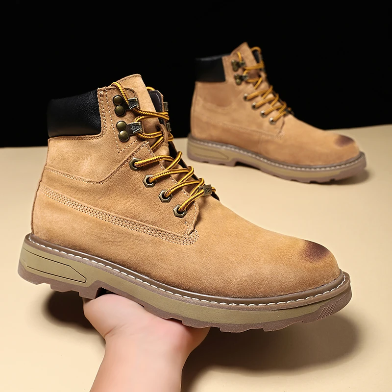 

Couple Leather Big Yellow Boots: 2025 New Autumn and Winter Men's Shoes, British Style Short Boots, Thickened Sole High-Top Boot